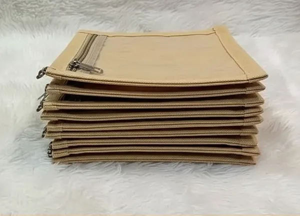Aspora_Cosmetic_Pouch_(Beige)
