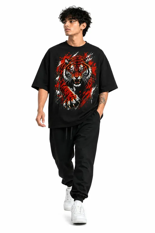 Roaring_Tiger_Blood_Splatter_Oversized_Graphic_T_Shirt_Japanese_Beast_Streetwear_Tee