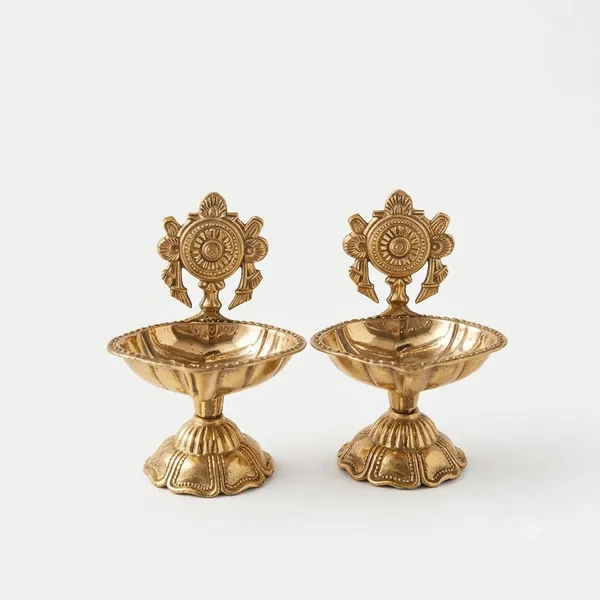 Brass_Traditional_Ornate_Pattern_Diya_Lamp_(Pack_of_2)