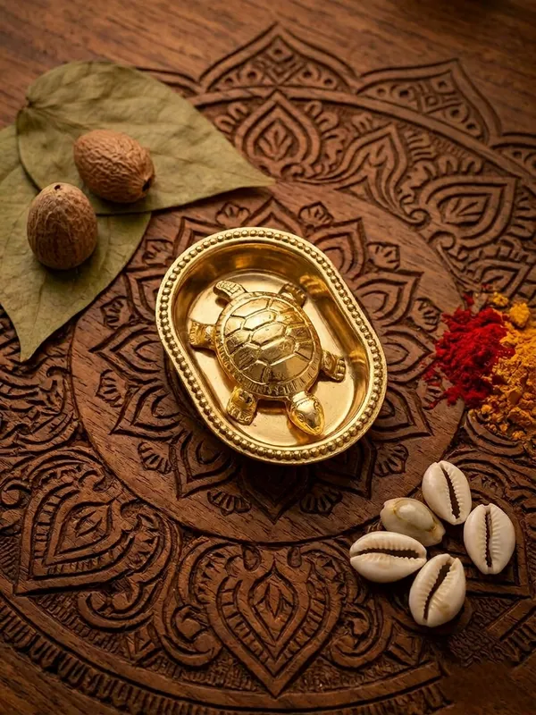 Gold-Tone_Tortoise_Figurine_With_Yantra_Design
