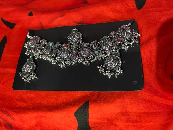 Silver_Oxidized_Statement_Necklace_for_Women