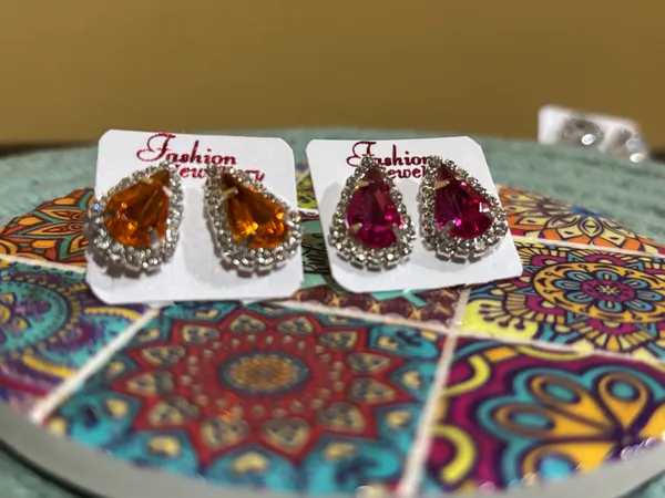 Multicolor_Teardrop_Fashion_Earrings_Set