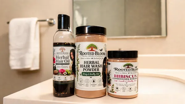 Bhringraj_Amla_Herbal_Hair_Care_Kit