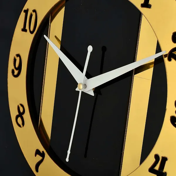 Wooden_Wall_Clock