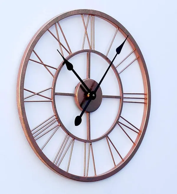 Roman_Numeral_Metal_Wall_Clock