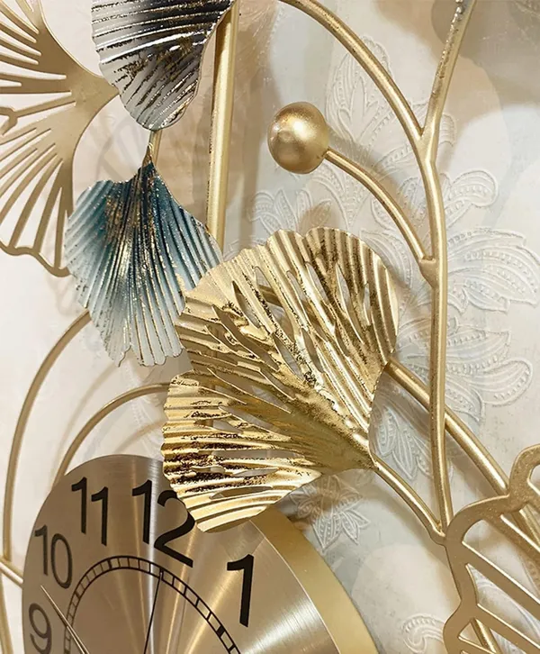 Metal_Wall_Clock