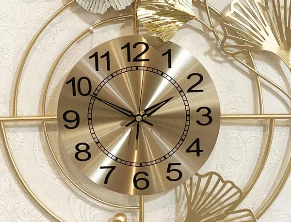 Metal_Wall_Clock