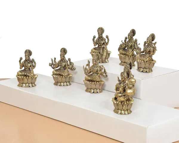 Ashtalakshmi_Brass_Idol_Set