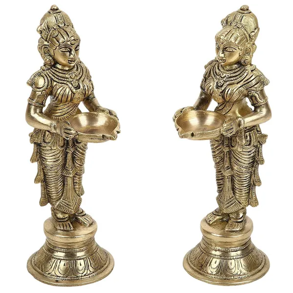 Brass_Lakshmi_Standing_Oil_Lamp