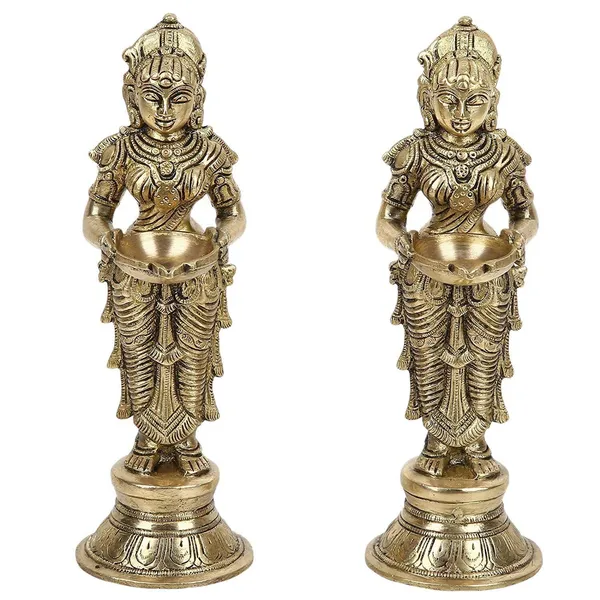 Brass_Lakshmi_Standing_Oil_Lamp
