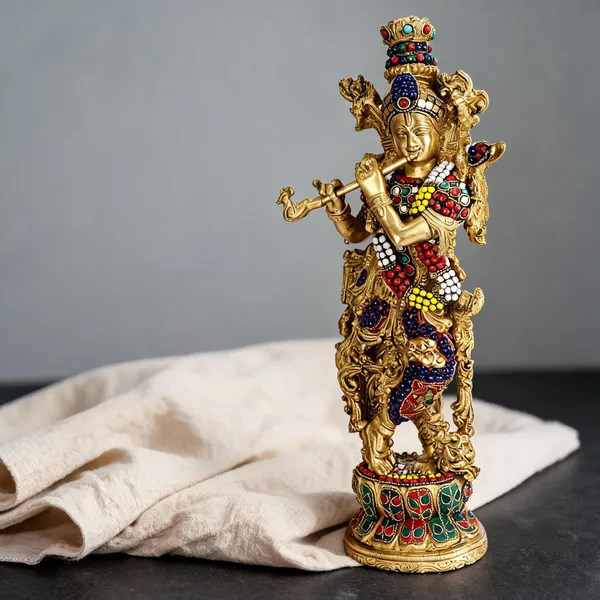 Brass_Traditional_Krishna_Playing_Flute_On_Lotus_Idol