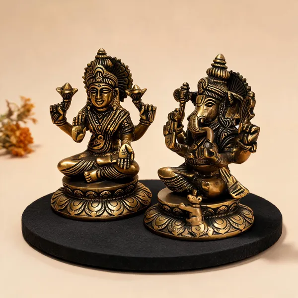 Brass_Traditional_Ganesha_Lakshmi_Gold_Finish_Idol