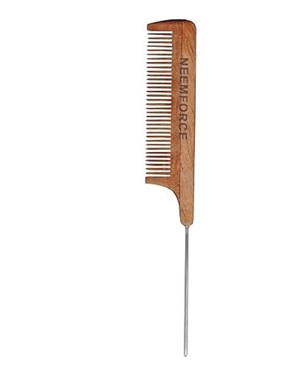 Neemforce_Wooden_Tail_Comb