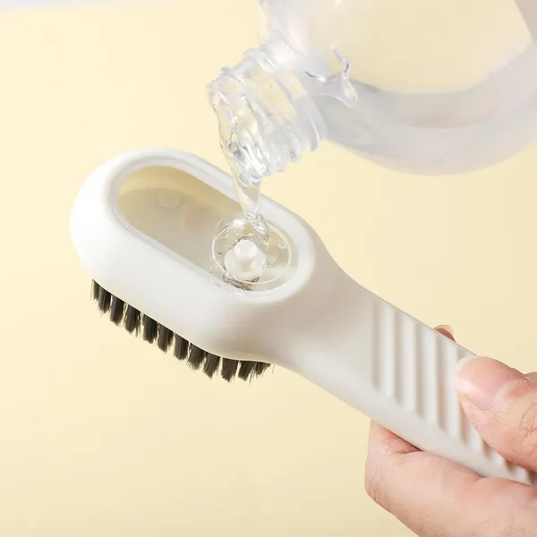 Liquid_Dispensing_Shoe_Brush