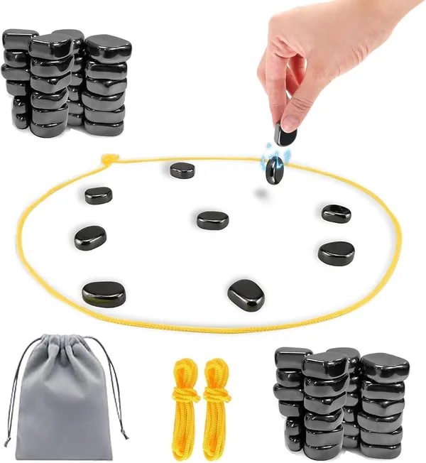Magnetic_Strategy_Board_Game
