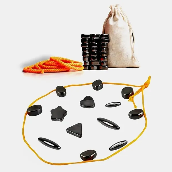 Magnetic_Strategy_Board_Game