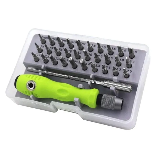 Screwdriver_Bit_Set_With_Magnetic_Handle