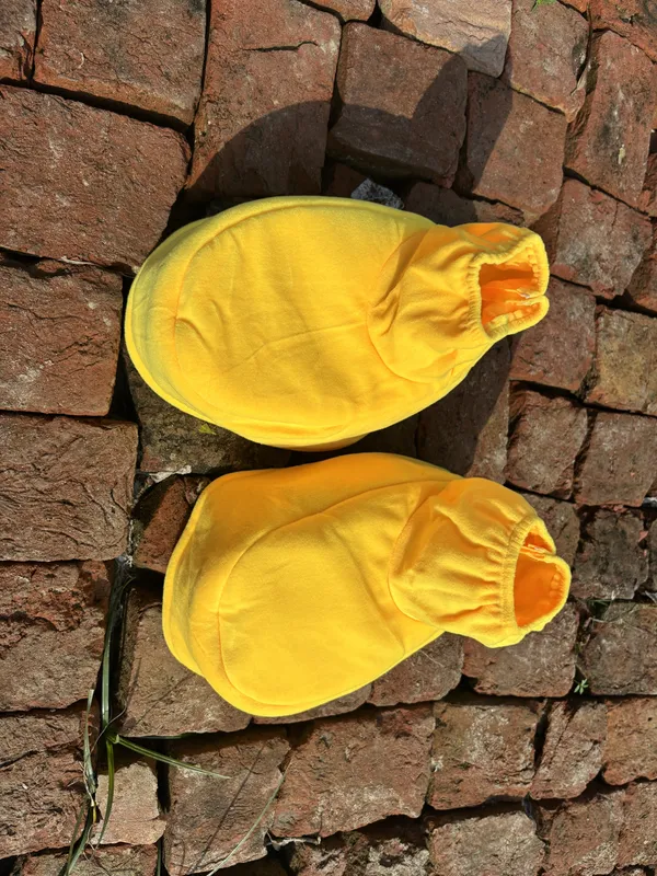 Yellow_Rayon_Teddy_Bear_Costume_For_Events_And_Promotions