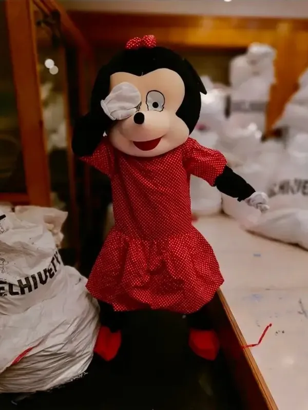 Red_Rayon_Minnie_Mouse_Costume_For_Events_And_Promotions