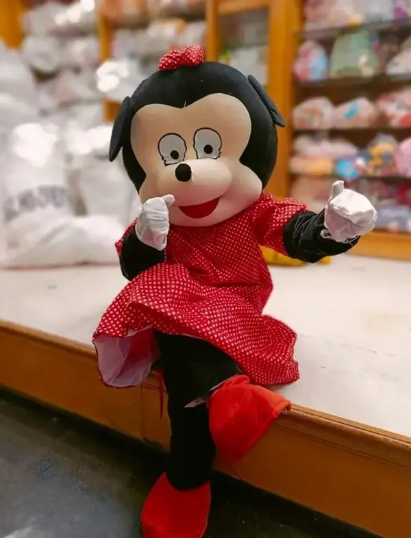 Red_Rayon_Minnie_Mouse_Costume_For_Events_And_Promotions