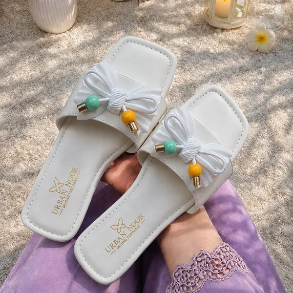 White_Synthetic_Flat_Sandals_for_Women