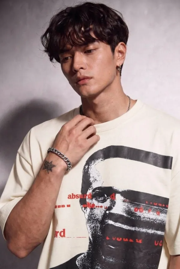 Glitch_Portrait_Tee_Off_White