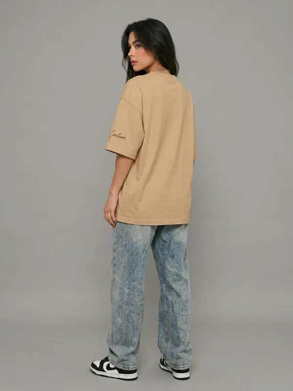 Urban_Nomad_Tee_Beige