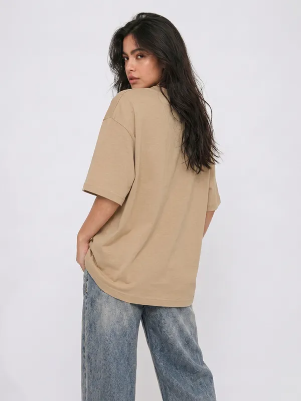 Glitch_Portrait_Tee_Beige