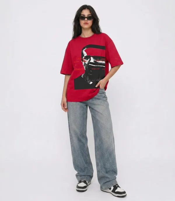 Glitch_Portrait_Tee_Red