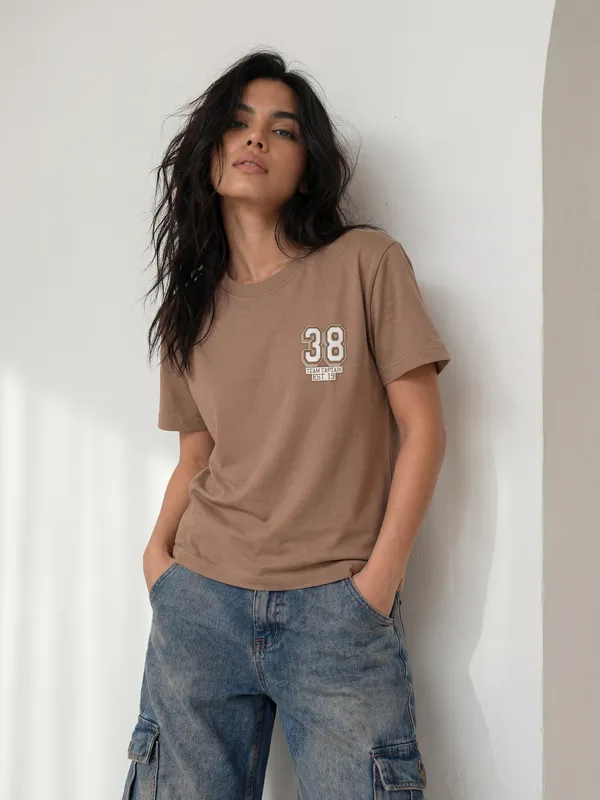Regular_Fit_Tees_Women