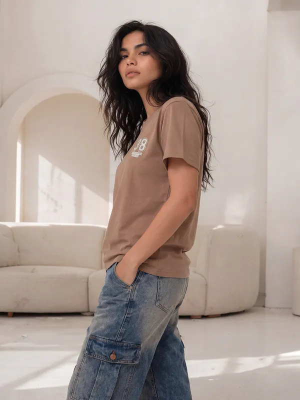Regular_Fit_Tees_Women