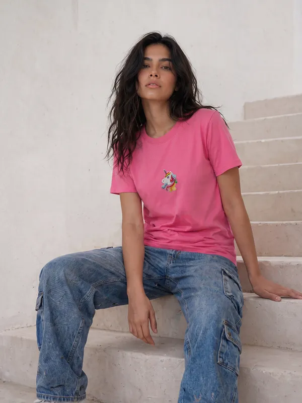Regular_Fit_Tees_Women