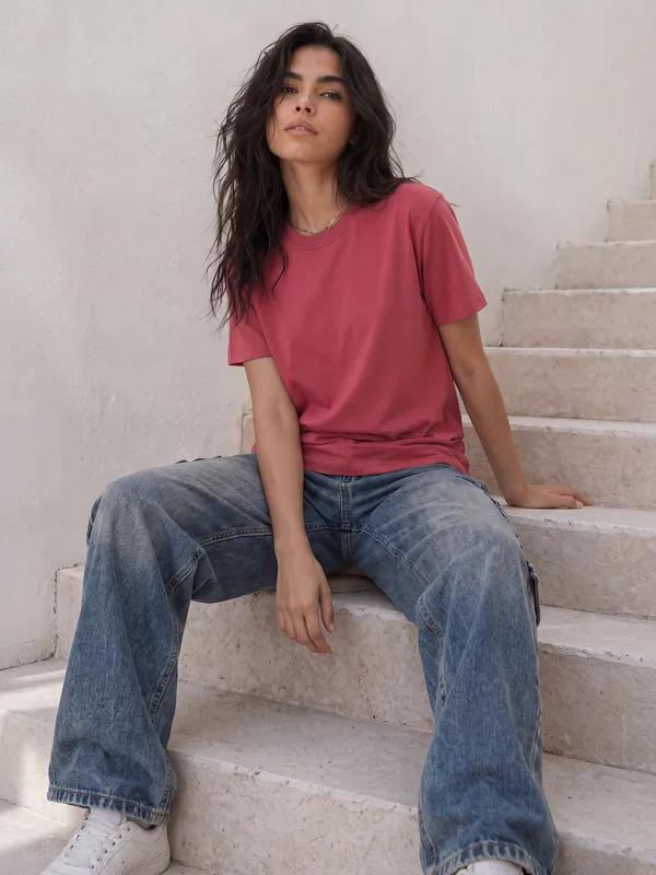 Regular_Fit_Tees_Women