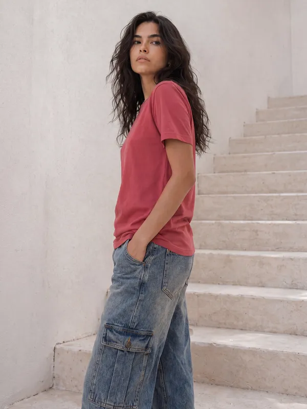 Regular_Fit_Tees_Women