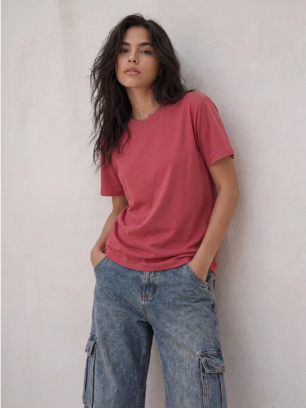 Regular_Fit_Tees_Women