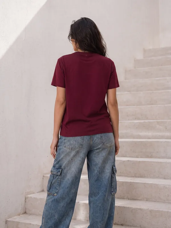Regular_Fit_Tees_Women