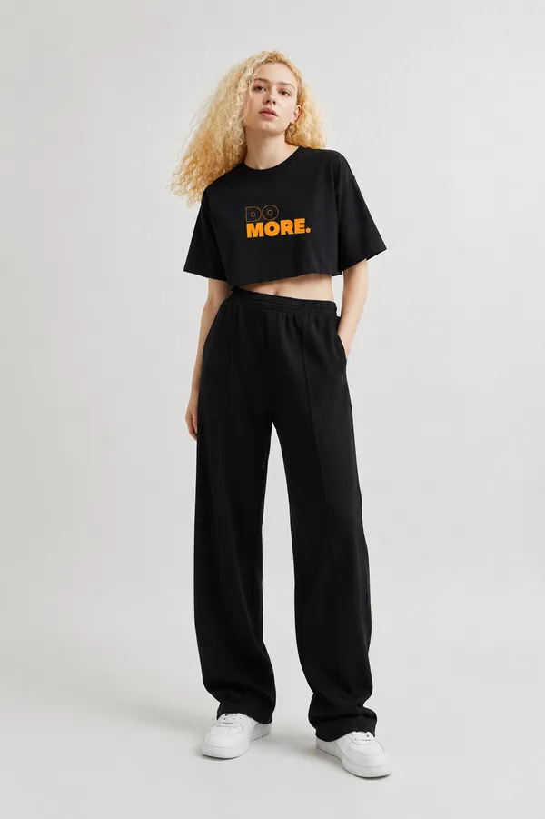 Do_More_Crop_Tee_Black