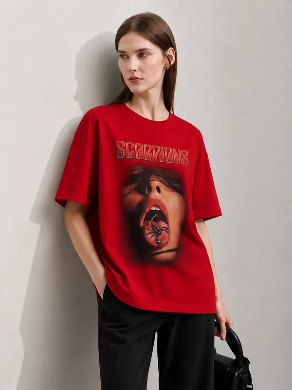 The_Dreamscape_Women_Tee_Red
