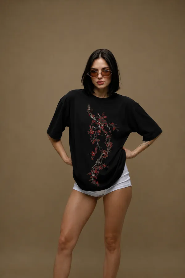 Sakura_Noir_Women_Tee_Black