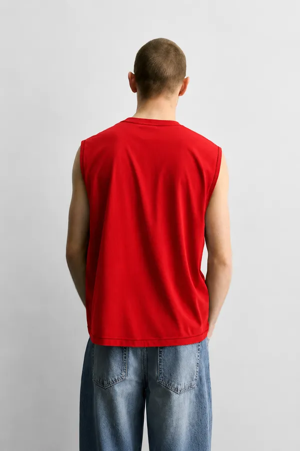 Hush_Mode_Red_Tank