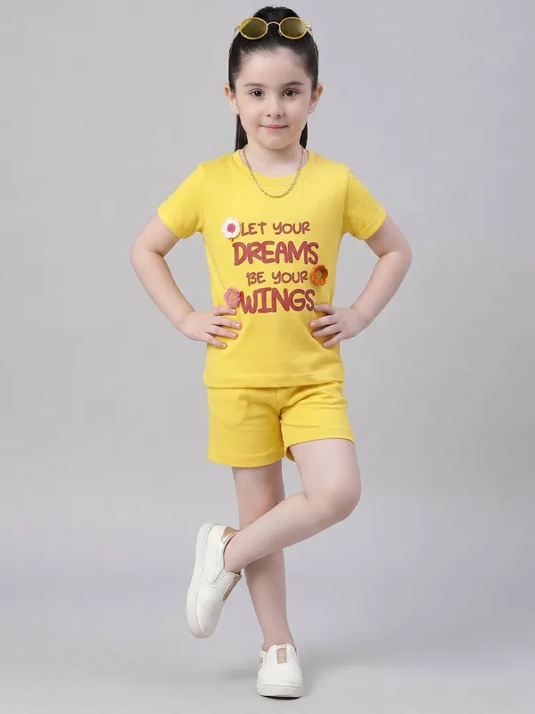 Kids_Girls_T-Shirt_Yellow
