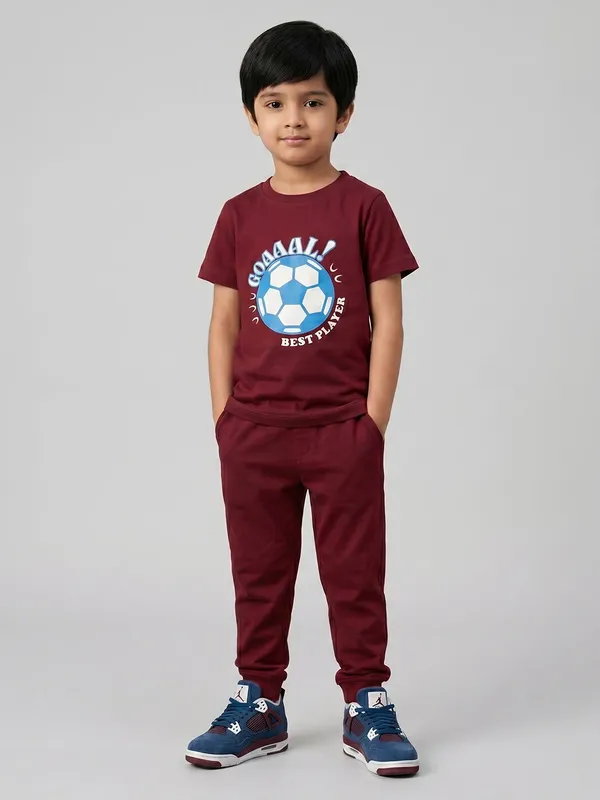 Kids_Boys_T-Shirt_Maroon