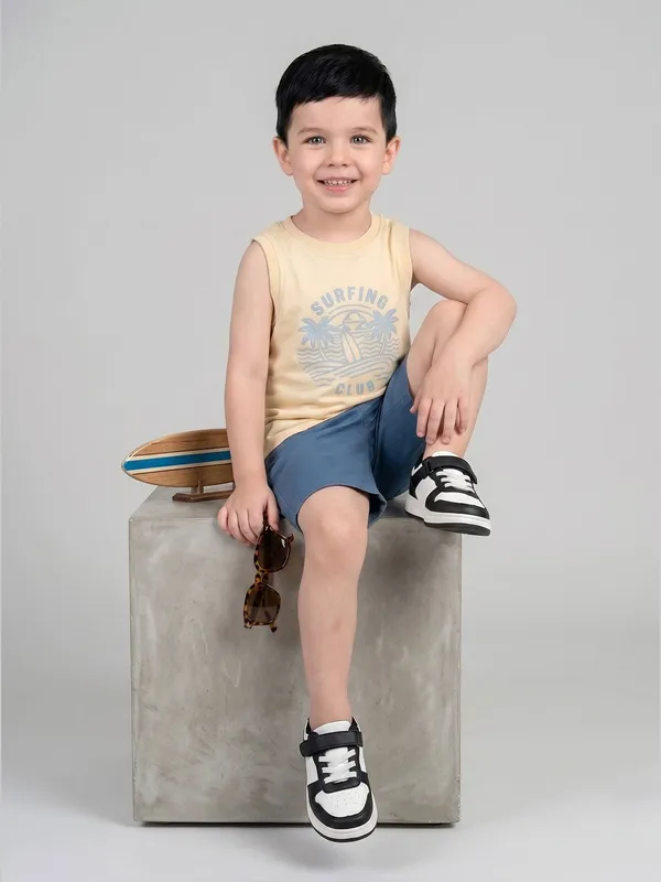 Kids_Boys_Vest_Beige
