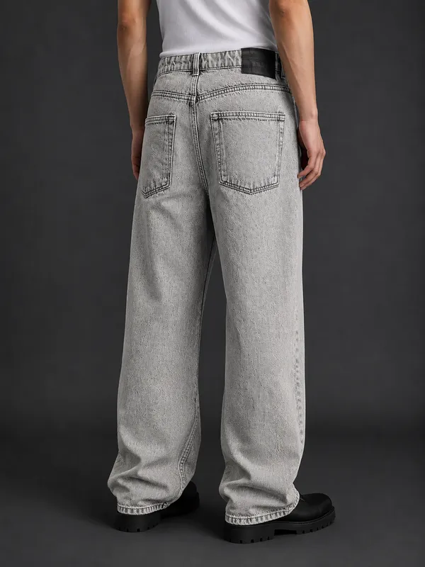 Concrete_Wash_Jeans_Grey