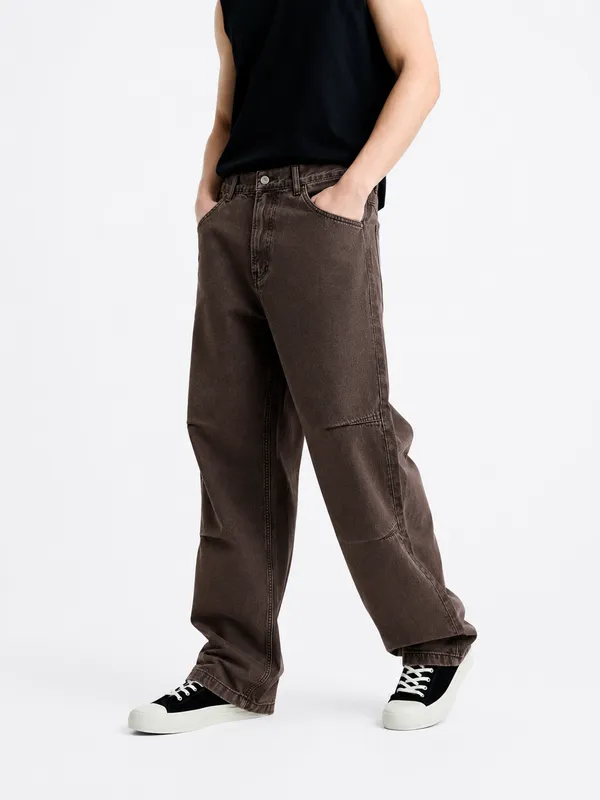 Shadow_Brown_Jeans