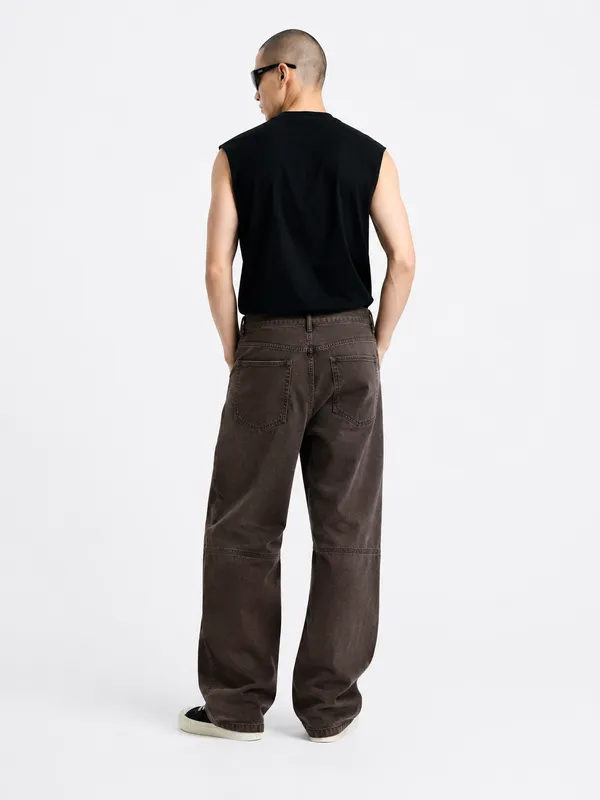Shadow_Brown_Jeans