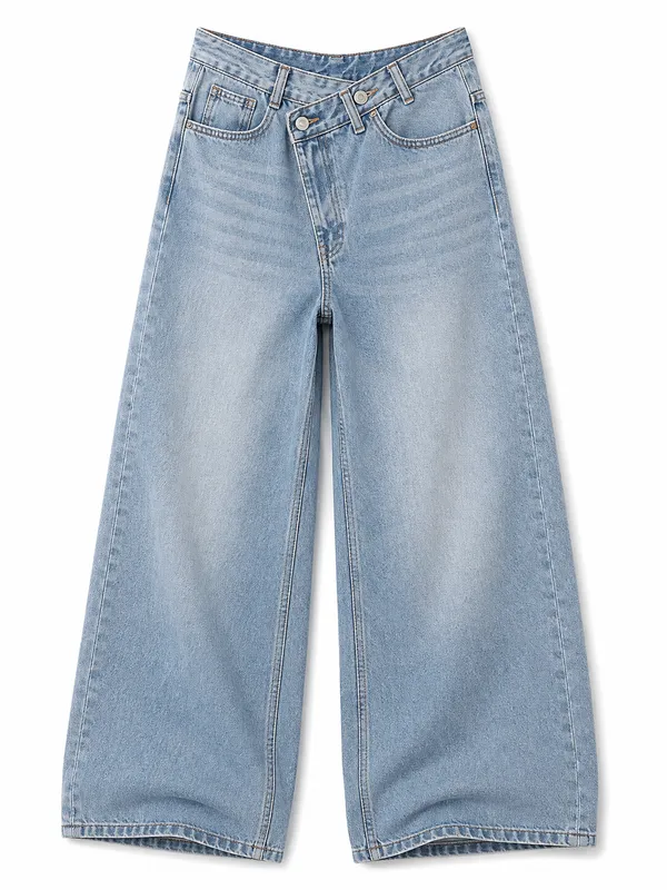 Cloud_Wash_Jeans