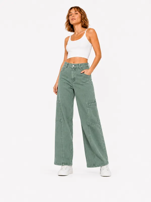 Green_Wide_Legs_Street_Jeans