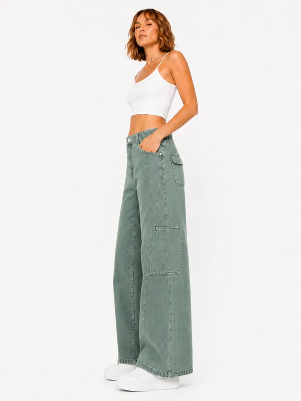 Green_Wide_Legs_Street_Jeans