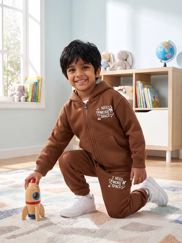 Kids_Boys_Clothing_Set_Brown